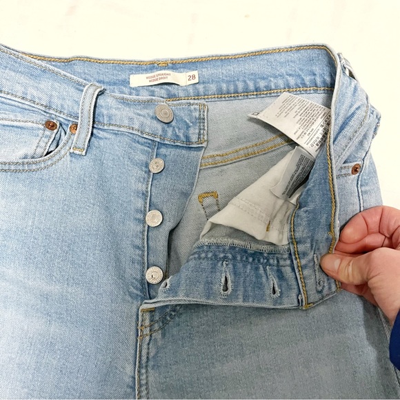 Levi's Wedgie Straight High Rise Raw Hem Distressed Jean Blue size 28 - Picture 10 of 16